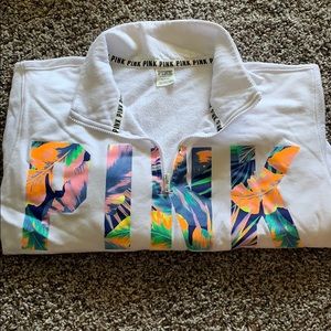 PINK Sweatshirt Half Zip